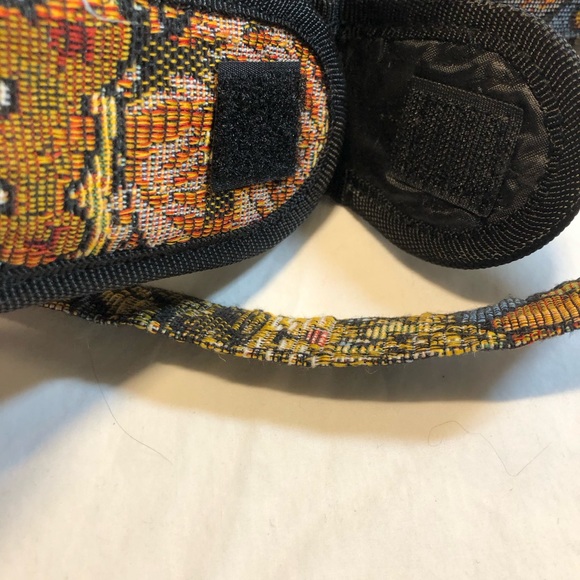 Vintage Mirano Bear Large Tapestry Tote with Vintage phone case 14 x 12” - Picture 6 of 13